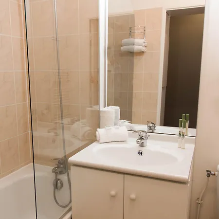 Du Parc - Val D'europe Монтеврен