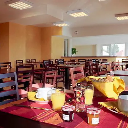 Du Parc - Val D'europe 3* Монтеврен