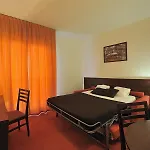 Hotel apartamentowy Du Parc - Val D'europe Montévrain